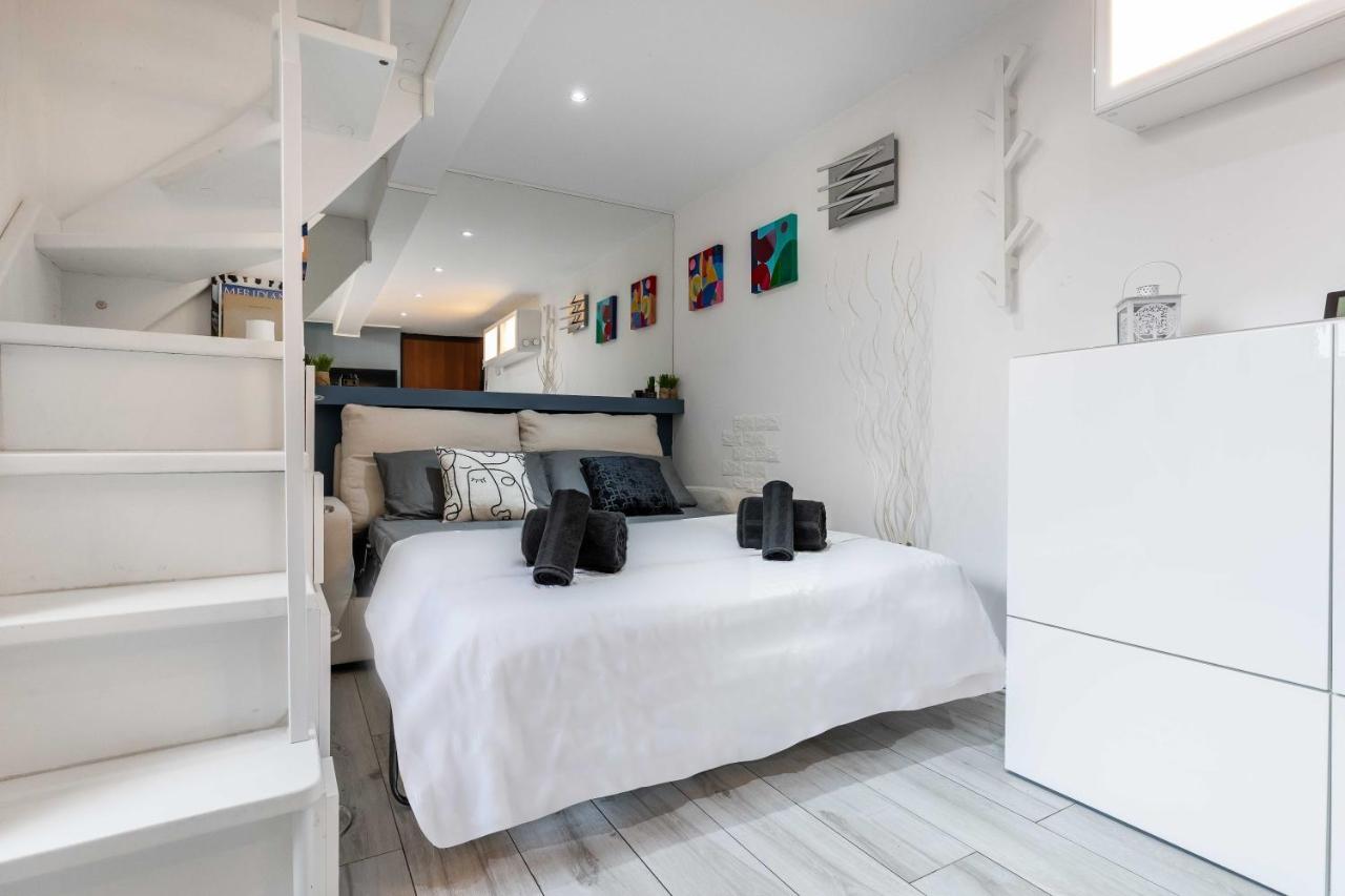 Duomo In 8 Stops Suite Deluxe Loft ミラノ エクステリア 写真